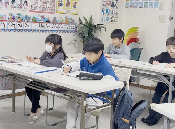 �΍Z�ł̎��ƕ��i